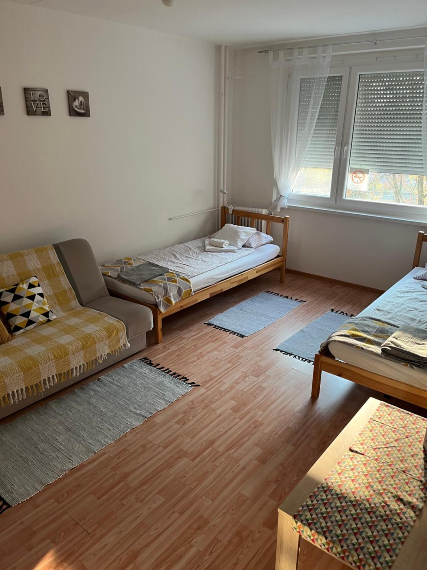 Var Apartman 미슈콜츠 외부 사진