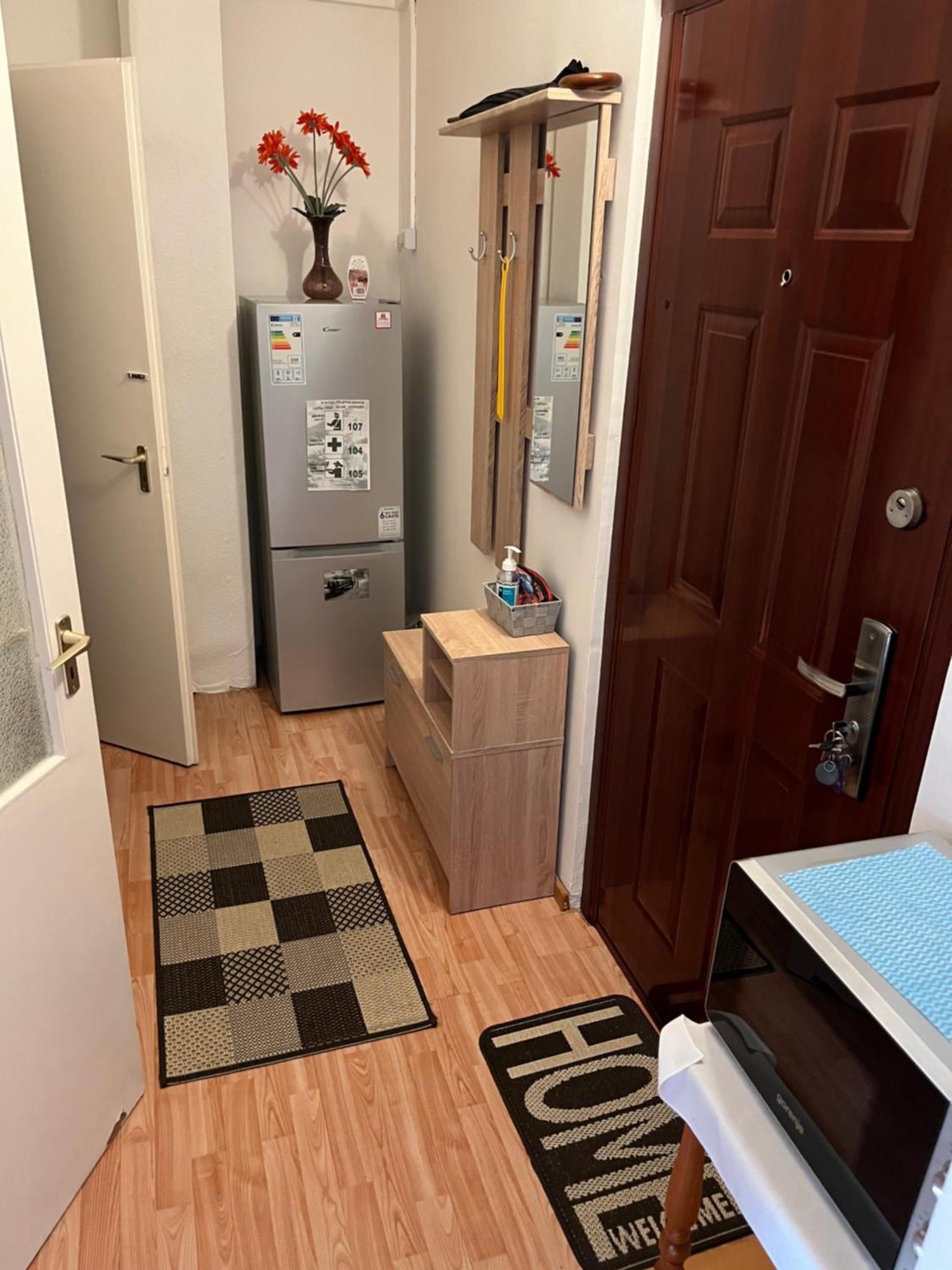 Var Apartman 미슈콜츠 외부 사진